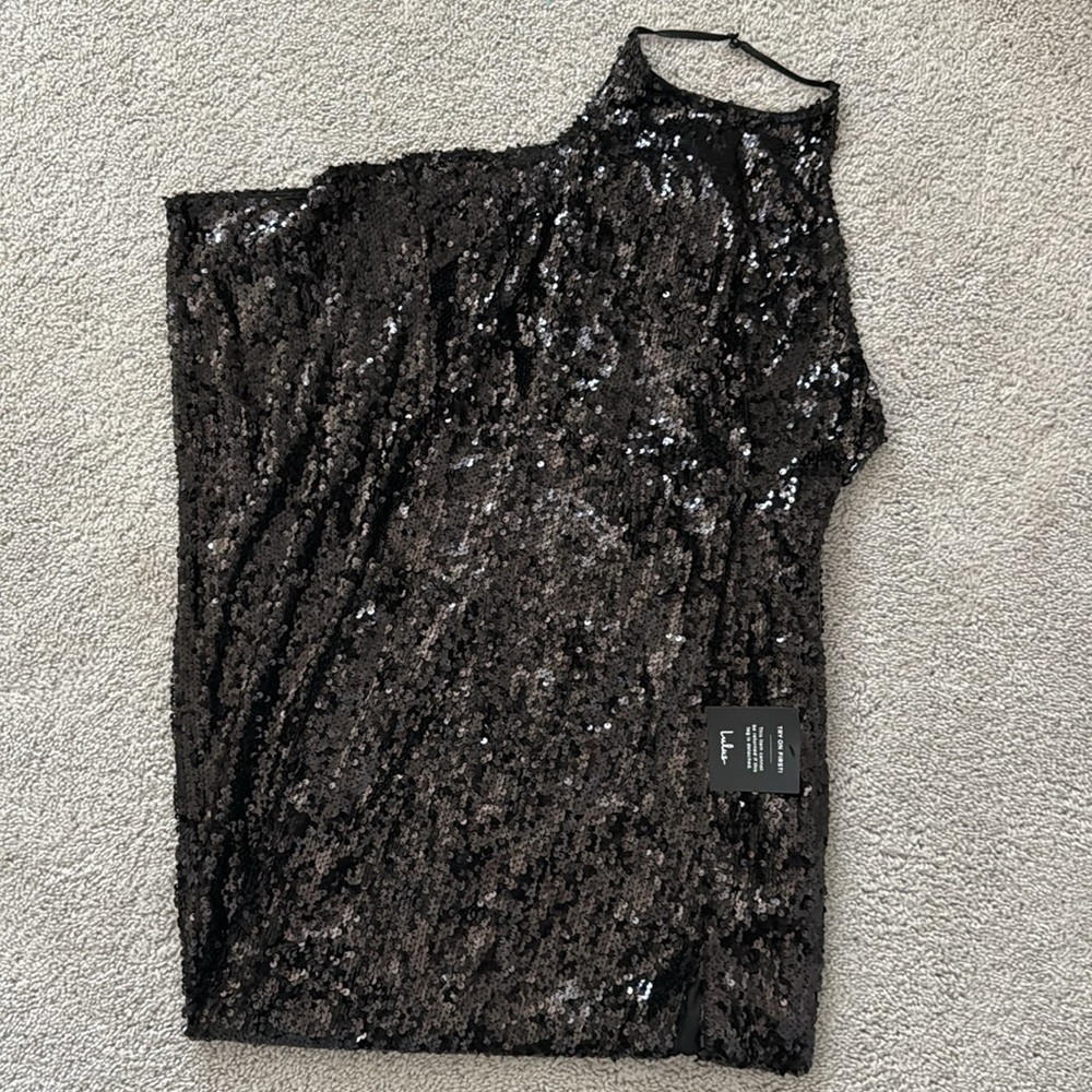 NWT!!! Lulus Taking The Stage Black Sequin Halter Maxi Dress - Size M - Picture 2 of 3